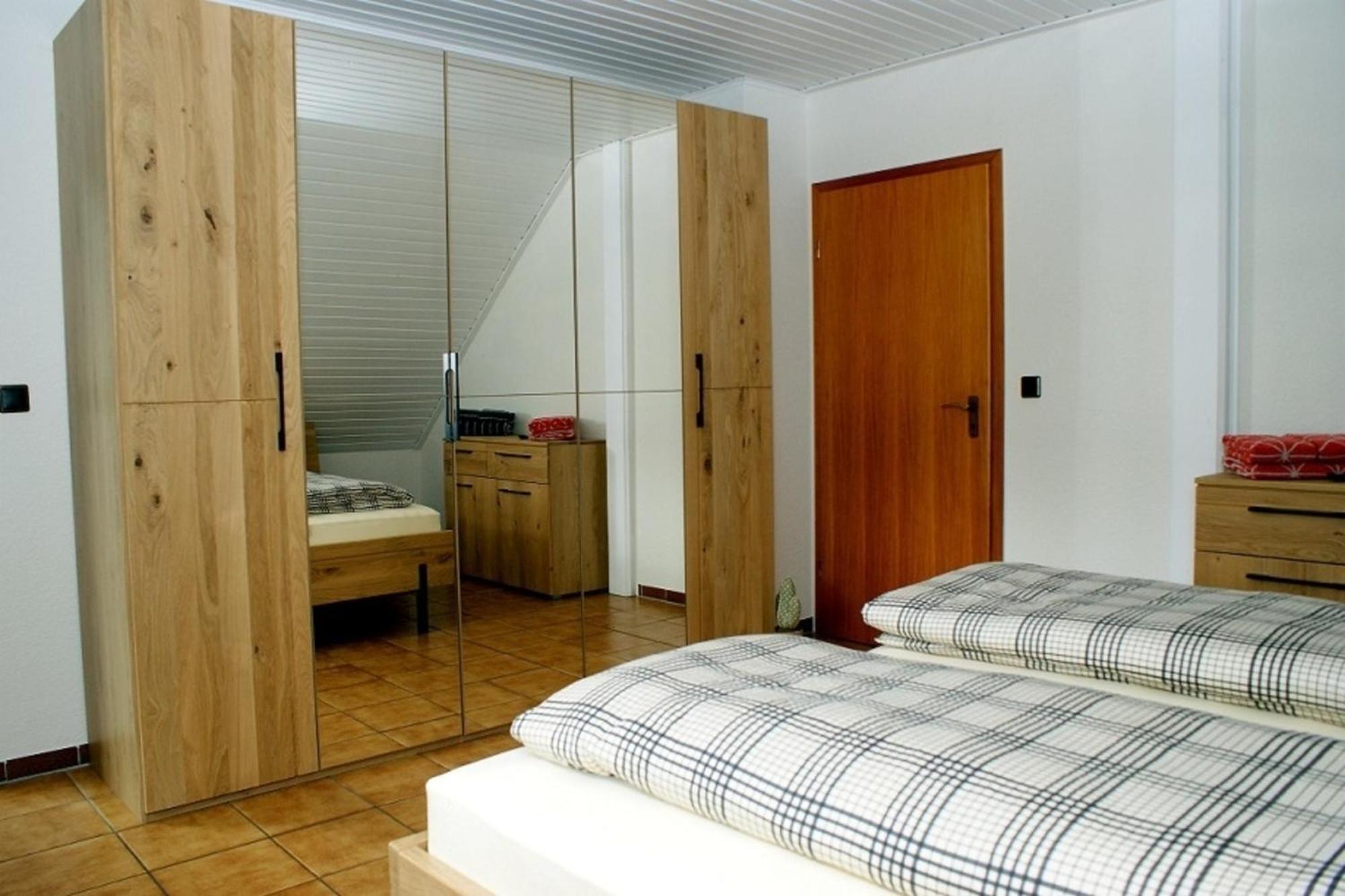 Haus "Zwischen Den Waeldern" Apartment Allenbach ภายนอก รูปภาพ